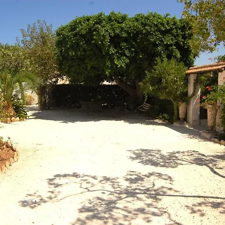 Holiday home Casa Leone
